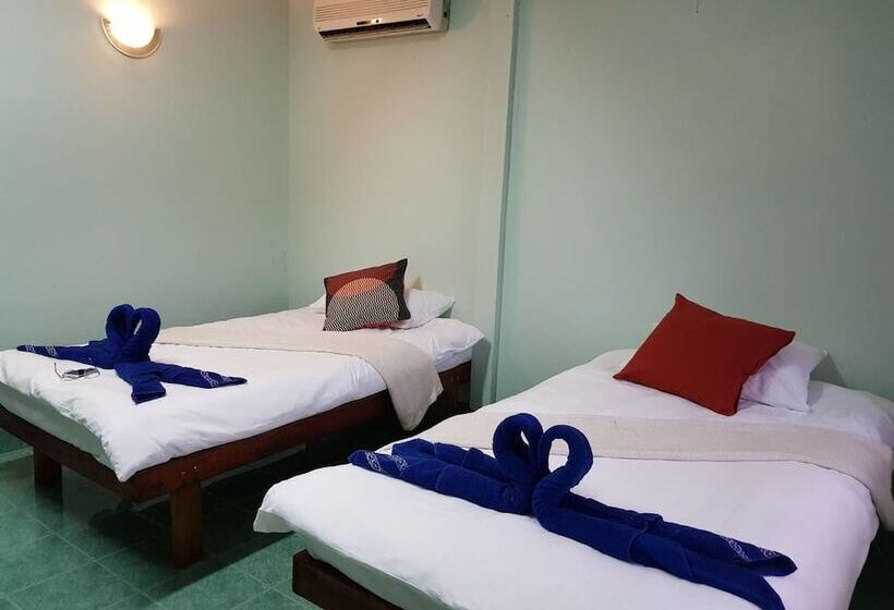 בית מלון כפרי Good To Sea Resort At Cabana