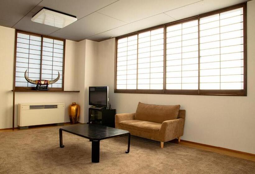 La Vista Hotel Tsugaike   Stay On The Slopes