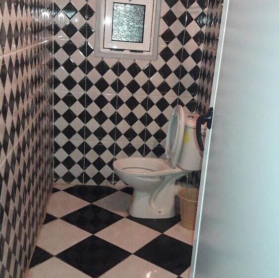 بنسيون Auberge Almou