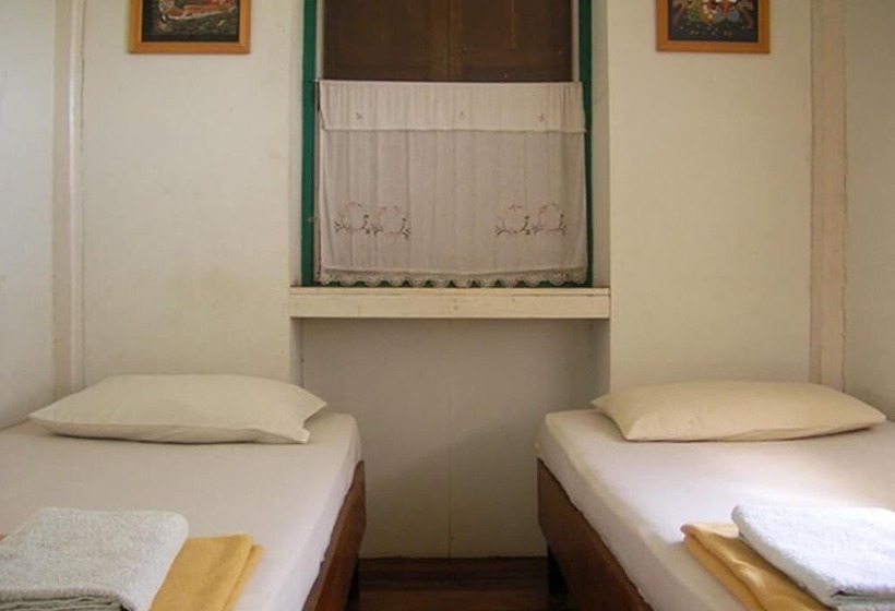 بنسيون Ayutthaya Place