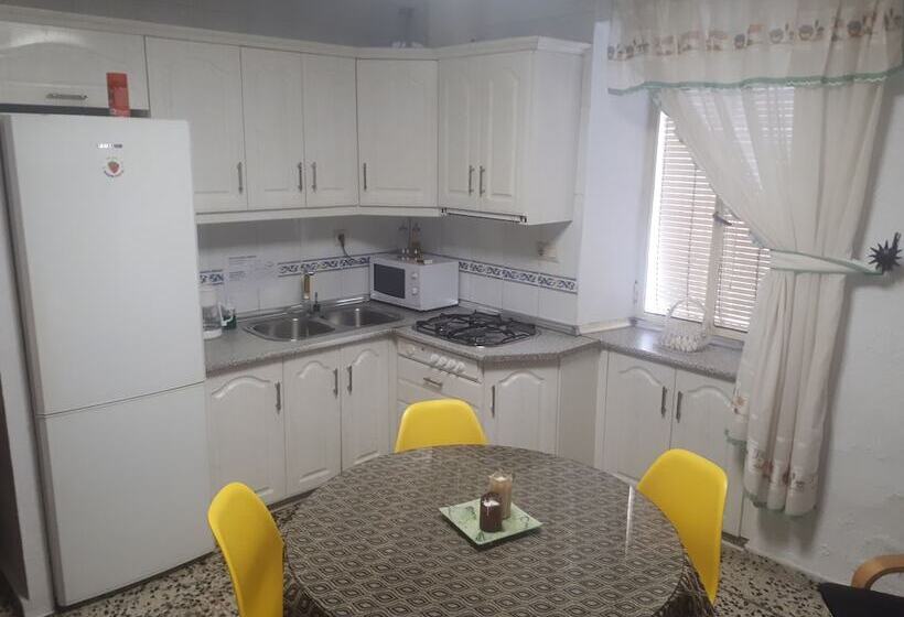پانسیون Casa Rural Lunares Y Salinera