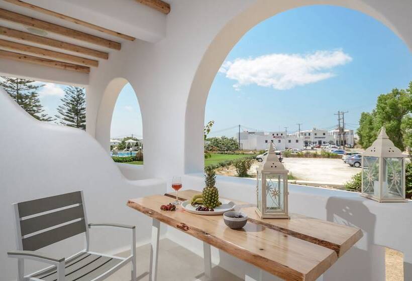 پانسیون Naxos Nature Suites
