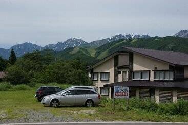 پانسیون Petit Hotel Shanze