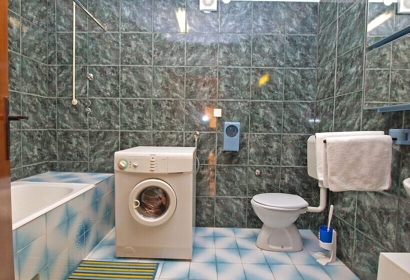 Apartments Dragica 929