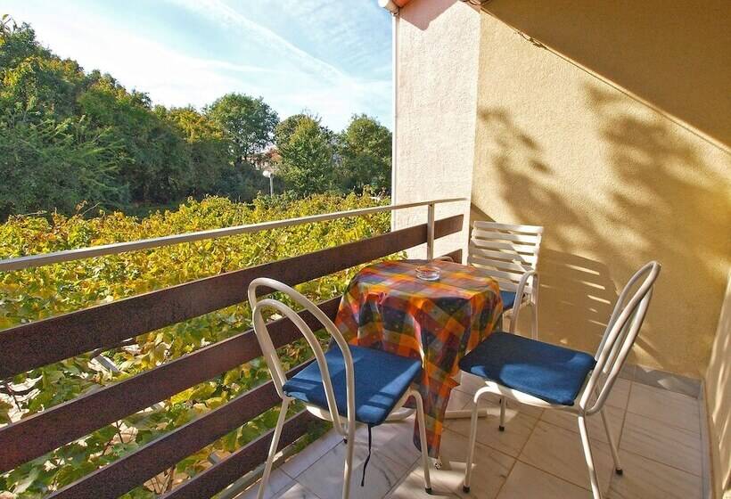 Apartments Dragica 929