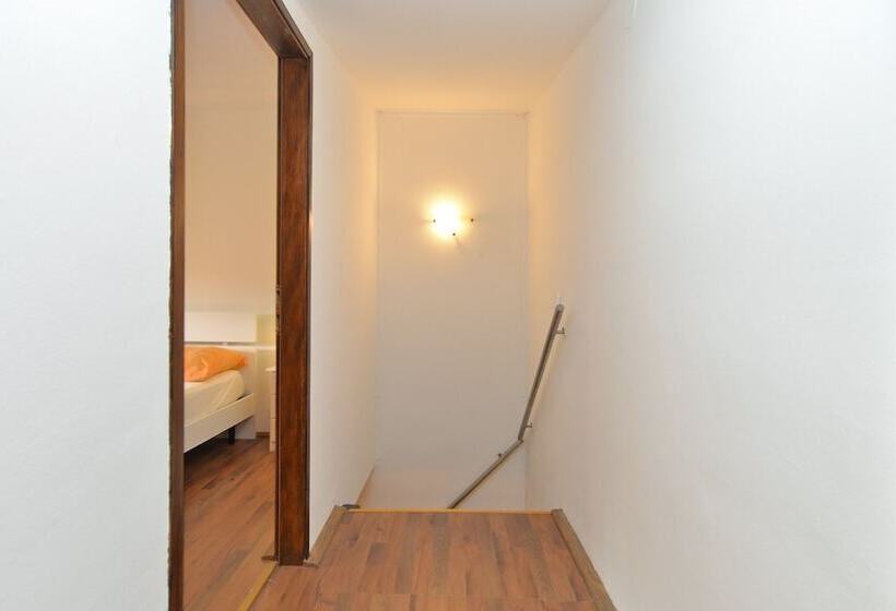 Apartments Dragica 929