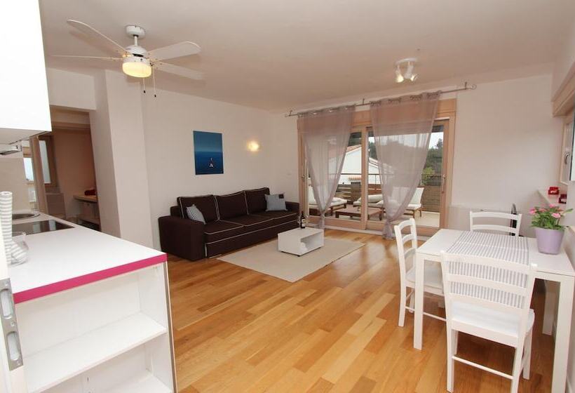 Apartments Makado