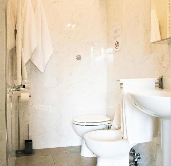 پانسیون B&b Dea Tiburtina