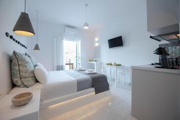 پانسیون Gaia Lux Inn