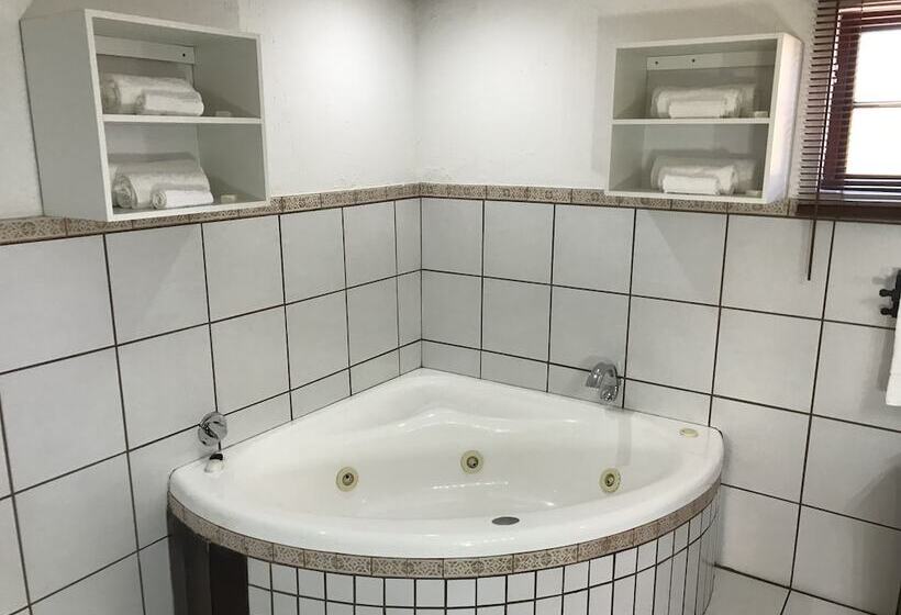 پانسیون Greenwoods Selfcatering