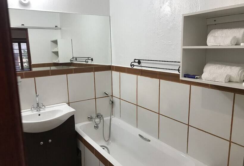 پانسیون Greenwoods Selfcatering