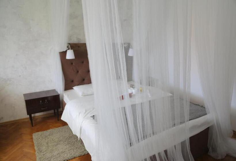 پانسیون Guest House Mediterranea