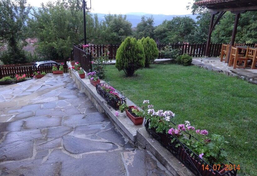 بنسيون Guest House Zarkova Kushta