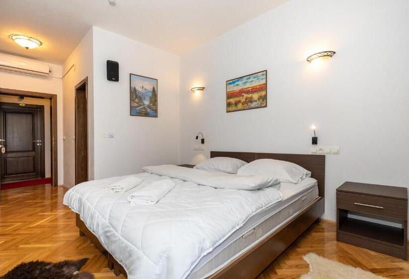 پانسیون Holiday Resort Zlatni Dol Mostar