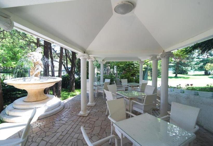 پانسیون Holiday Resort Zlatni Dol Mostar