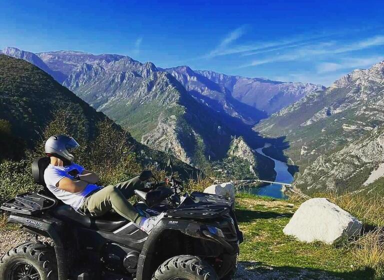 پانسیون Holiday Resort Zlatni Dol Mostar