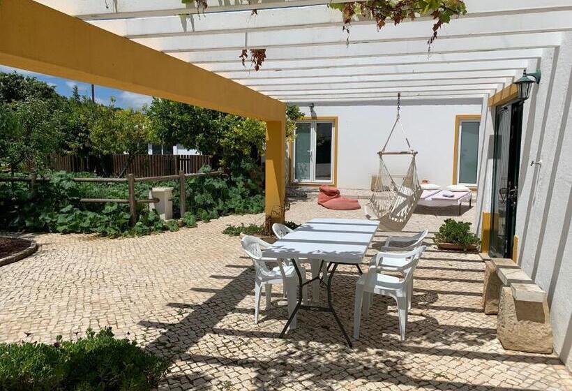 ペンション Quinta Ribeira Do Labrador   Lisbon West Wine Route