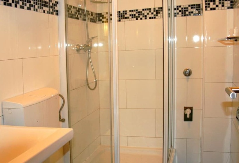 پانسیون Rooms And Apartments Emily