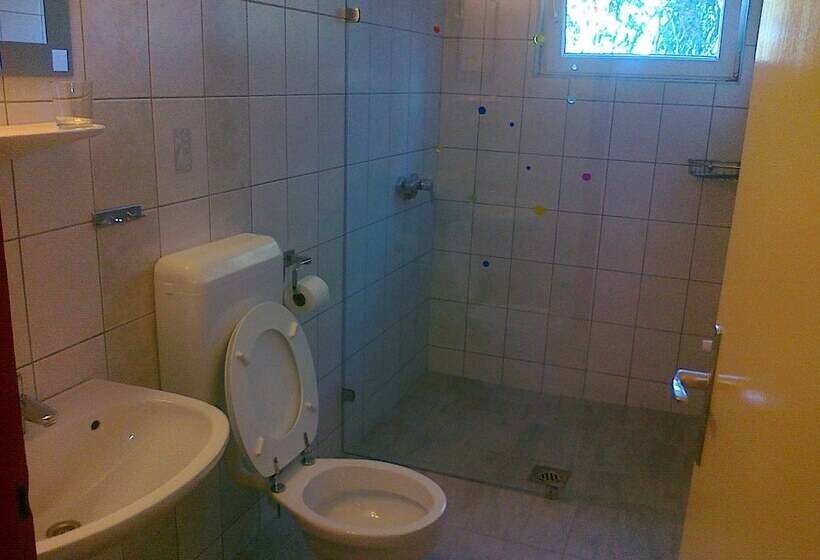 Пансион Vázsonyvölgy Vendéglő Fogadó