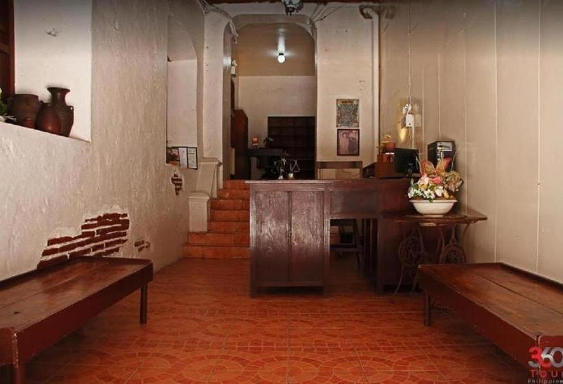هاستل Escolta's Homey Lodge