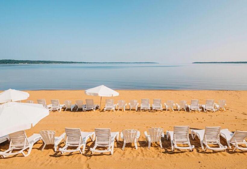 Grand Beach Resort