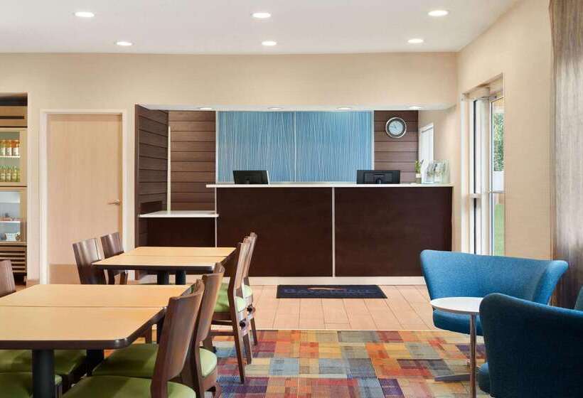 בית מלון כפרי Baymont By Wyndham Tulsa