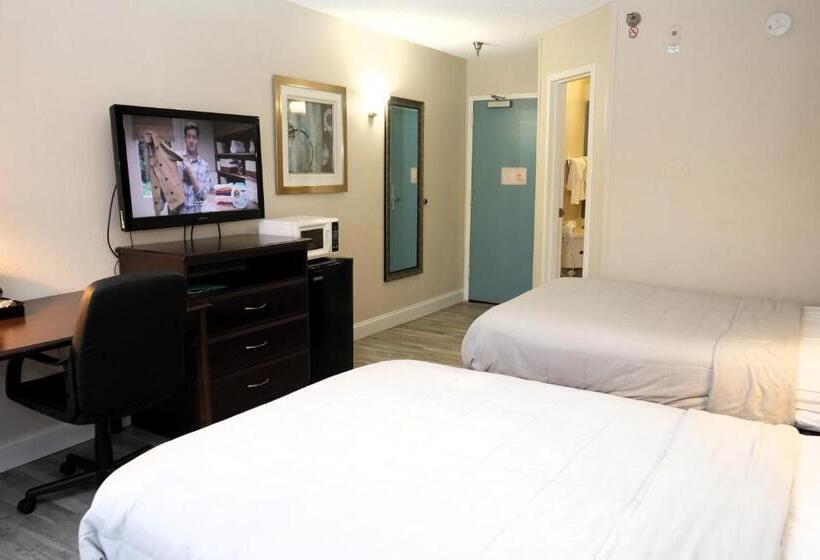 호텔 Copley Inn & Suites, Copley   Akron