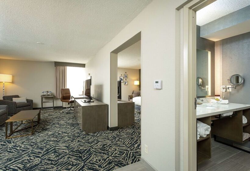 בית מלון כפרי Doubletree By Hilton Harrisonburg