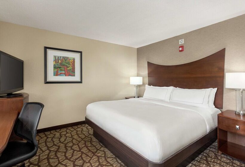 Doubletree By Hilton Hotel Jackson