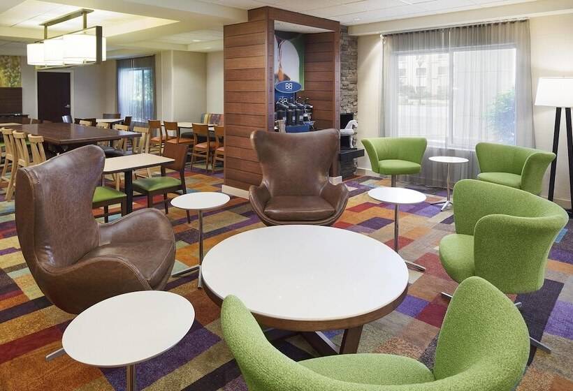هتل Fairfield Inn & Suites Chicago Midway Airport