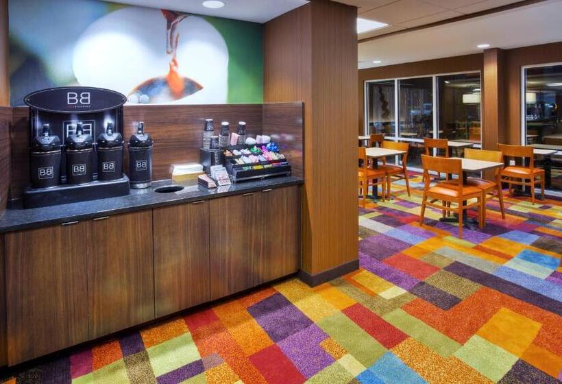 בית מלון כפרי Fairfield Inn Owensboro
