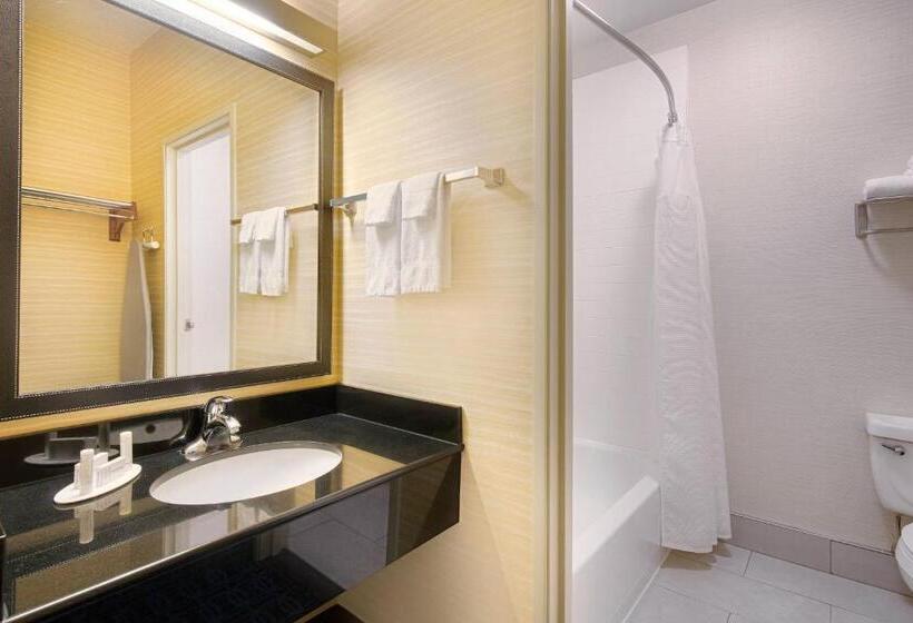 هتل Fairfield Inn & Suites Austinuniversity Area
