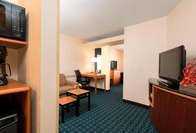 هتل Fairfield Inn & Suites Bloomington