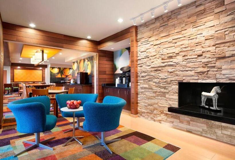 هتل Fairfield Inn & Suites Lansing West