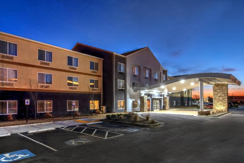 هتل Fairfield Inn & Suites Memphis Southaven