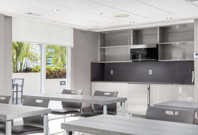 Fotos del hotel Fortune House Hotel Suites:  13