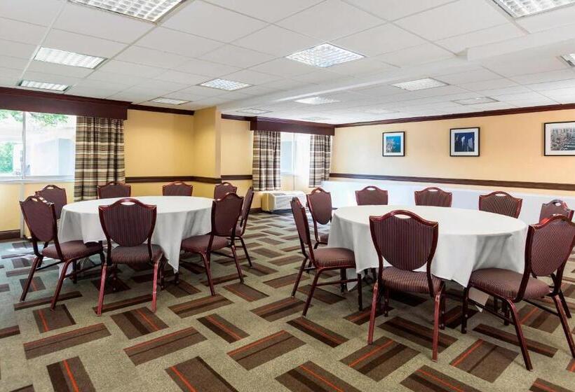 בית מלון כפרי Four Points By Sheraton Chicago O Hare