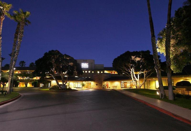 هتل Four Points By Sheraton Ventura Harbor Resort