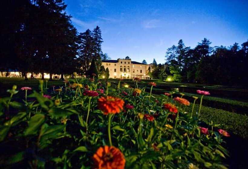 فندق Geneva On The Lake Boutique Resort