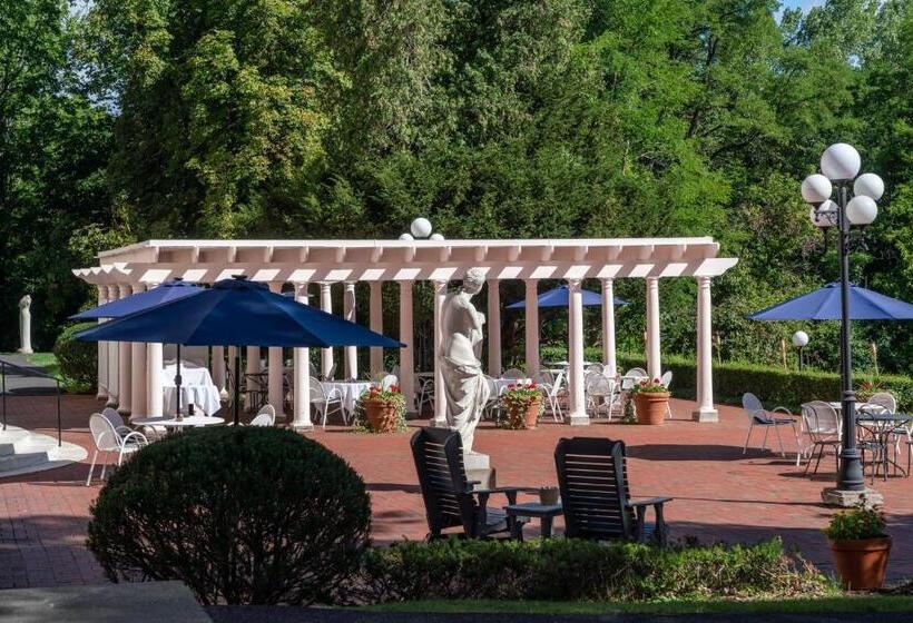 فندق Geneva On The Lake Boutique Resort