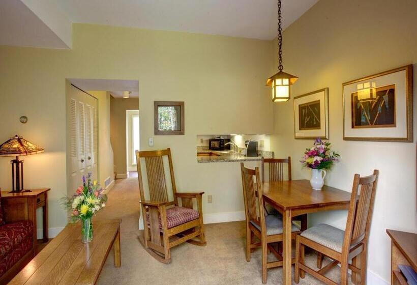 فندق Geneva On The Lake Boutique Resort