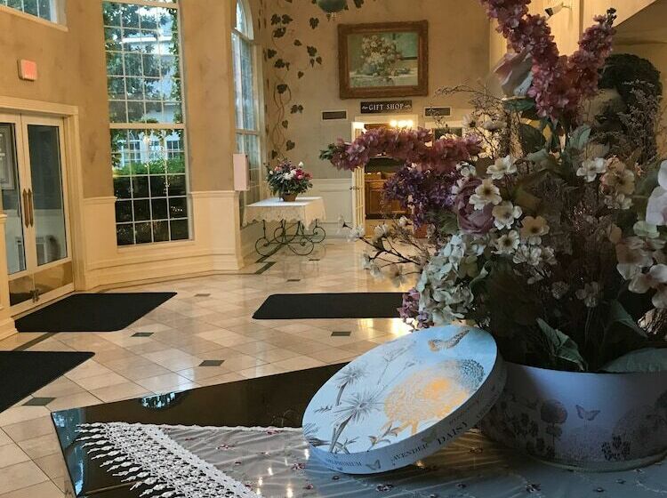 هتل Grand Victorian