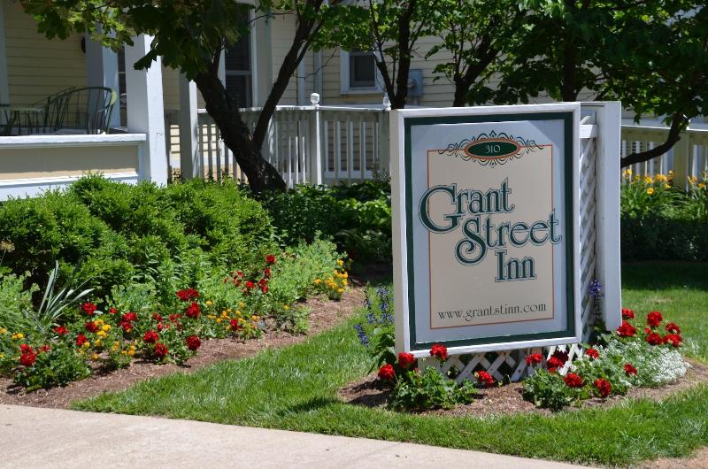 هتل Grant Street Inn  Bloomington