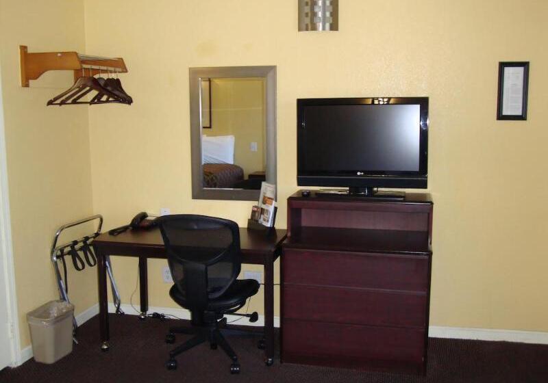 هتل Oasis Inn Sacramento Elk Grove