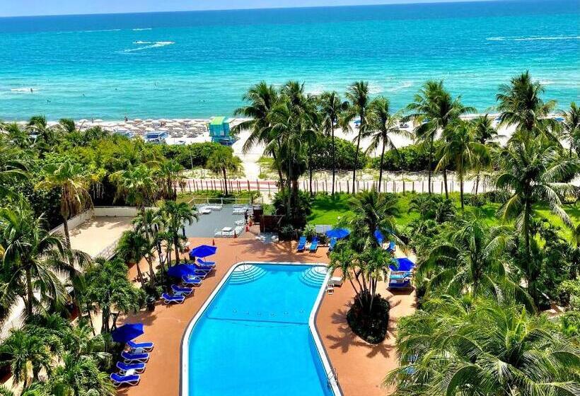 هتل Radisson Resort Miami Beach