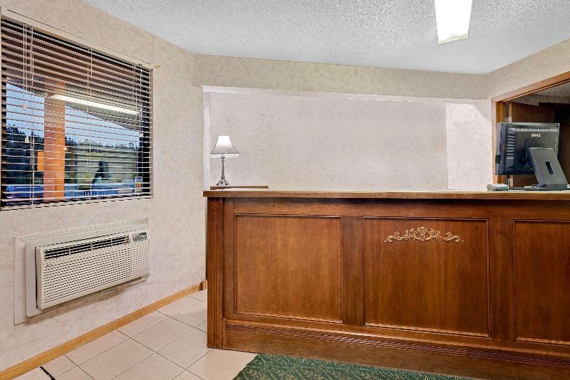 هتل Super 8 By Wyndham Keystone/mt. Rushmore