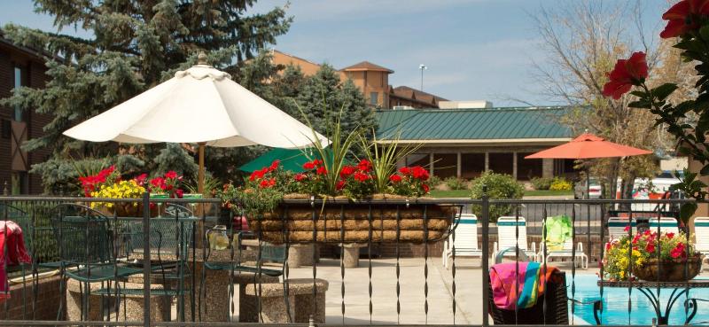 هتل The Foothills Inn