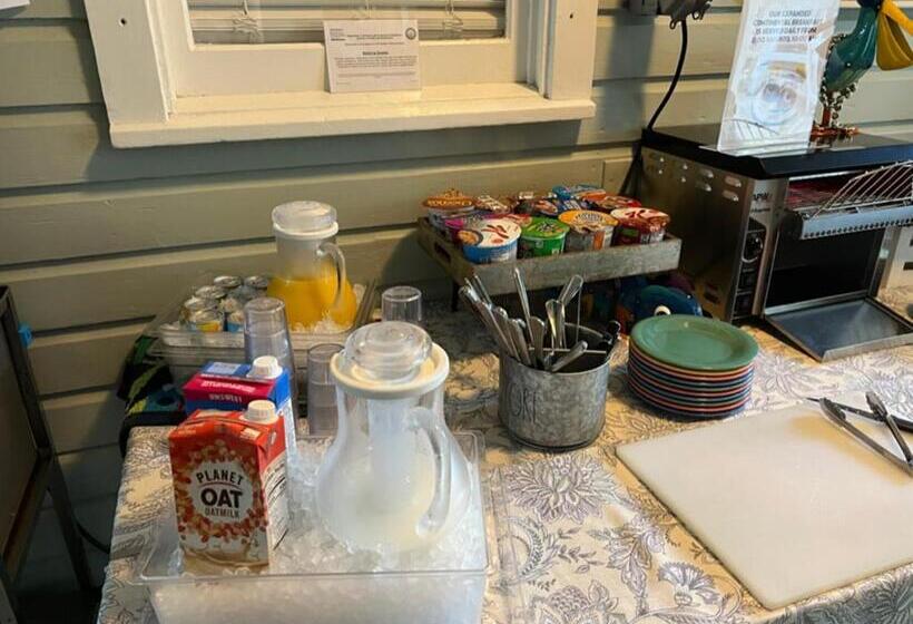 فندق The Grand Guesthouse