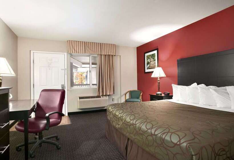 酒店 Travelodge By Wyndham Traverse City Mi