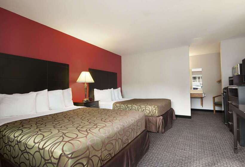 酒店 Travelodge By Wyndham Traverse City Mi